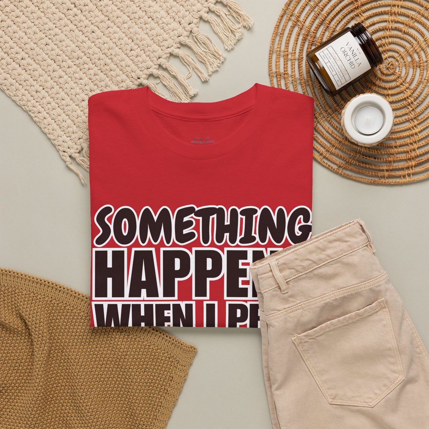 DS Looks & Books Prayer T-Shirt — "Something Happens When I Pray" Inspirational Christian Tee