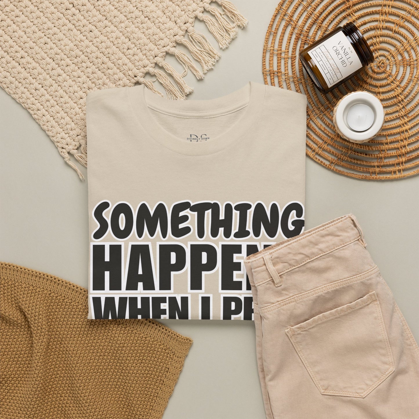 DS Looks & Books Prayer T-Shirt — "Something Happens When I Pray" Inspirational Christian Tee